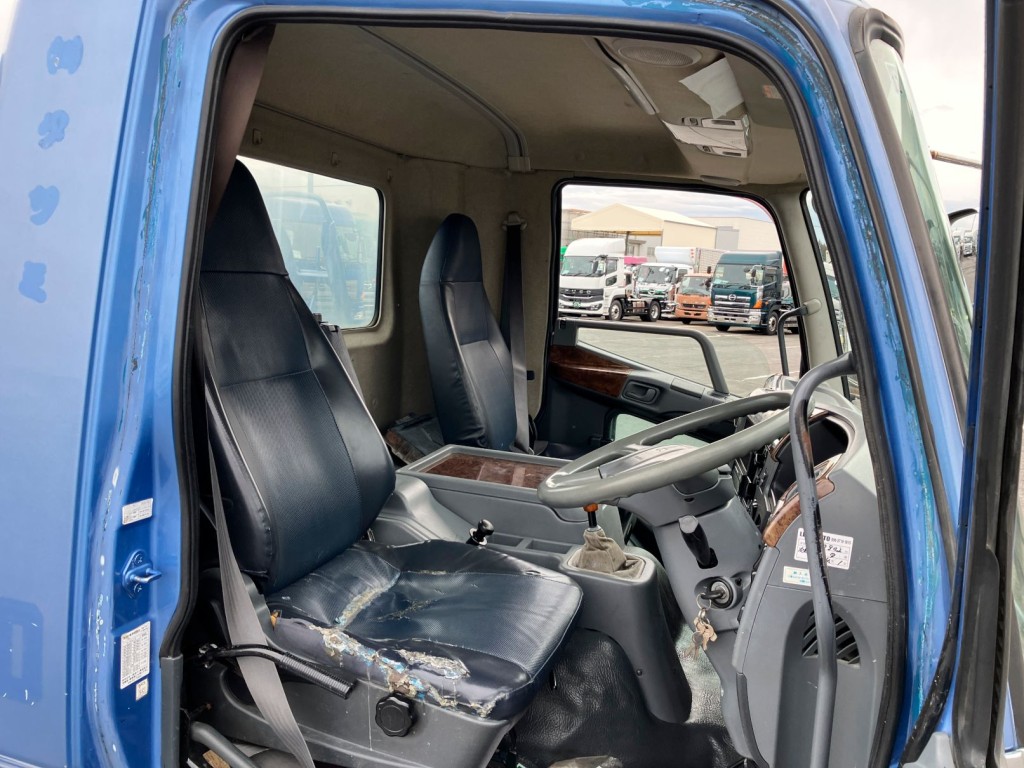 三菱 ファイター QKG-FK72FZの写真5