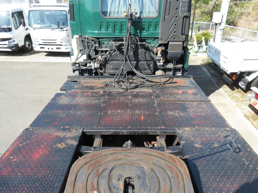 いすゞ ギガ QDG-EXZ52BJの写真9