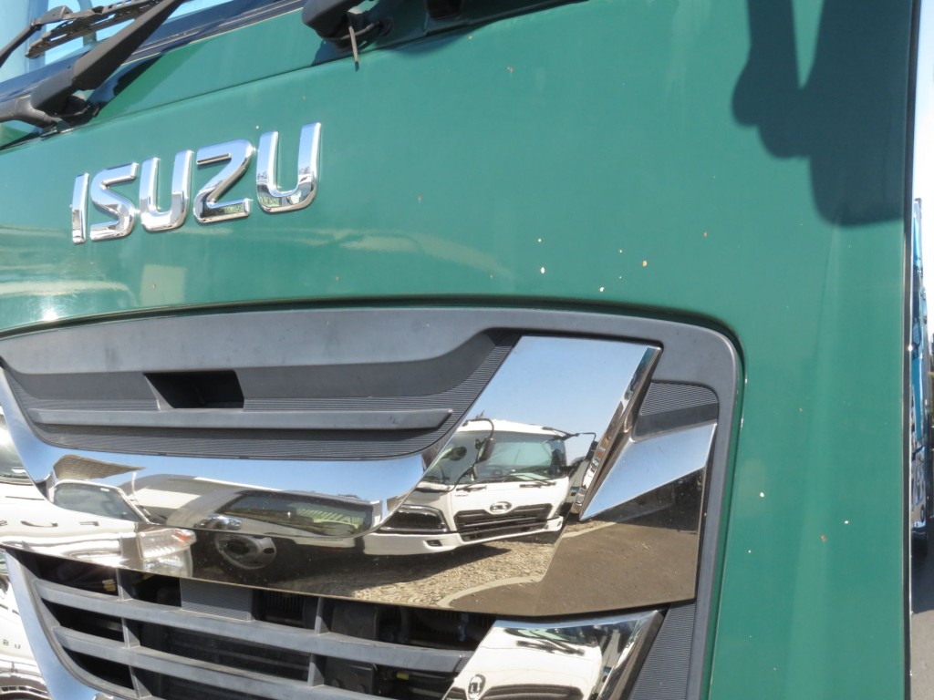 いすゞ ギガ QDG-EXZ52BJの写真14