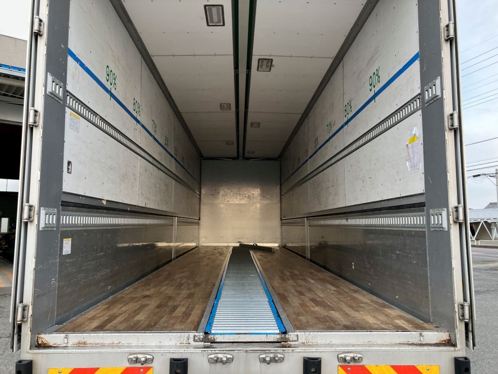 日野 プロフィア 2DG-FW1AHGの写真10