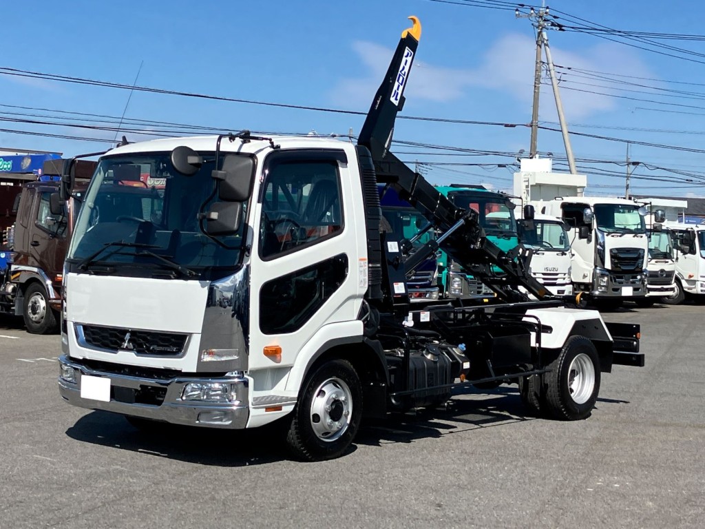 三菱 ファイター 2KG-FK72F(2WD)の写真1