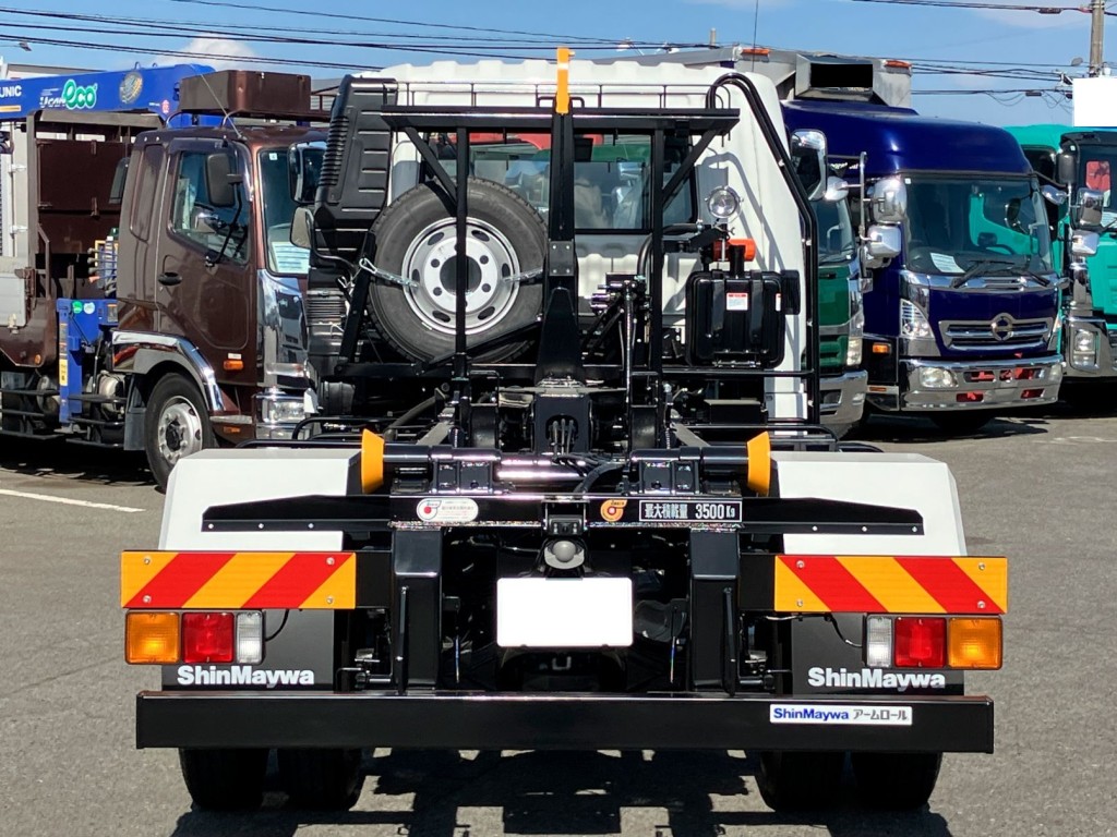 リヤ周りの状態です。|三菱 ファイター 2KG-FK72F(2WD)の写真7