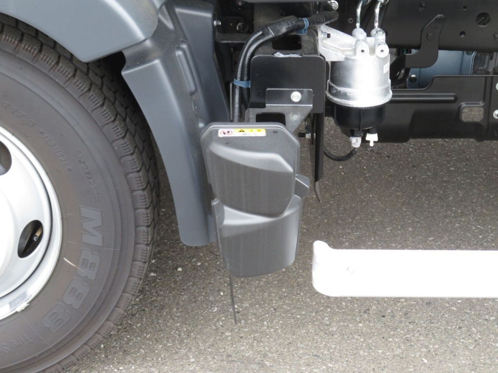 巻き込み防止装置付きです。|日野 レンジャー 2PG-FD2ABG(2WD)の写真8