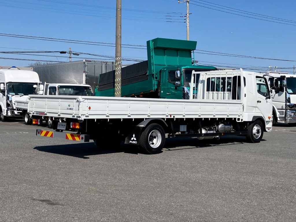 三菱 ファイター 2KG-FK62F(2WD)の写真4