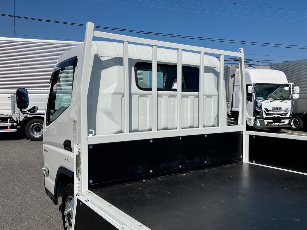 鳥居周りの状態です。|三菱 キャンター 2RG-FEB50(2WD)の写真9