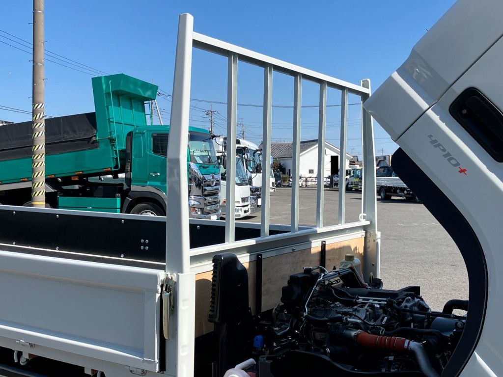 ボデー前面の状態です。|三菱 キャンター 2RG-FEB50(2WD)の写真10