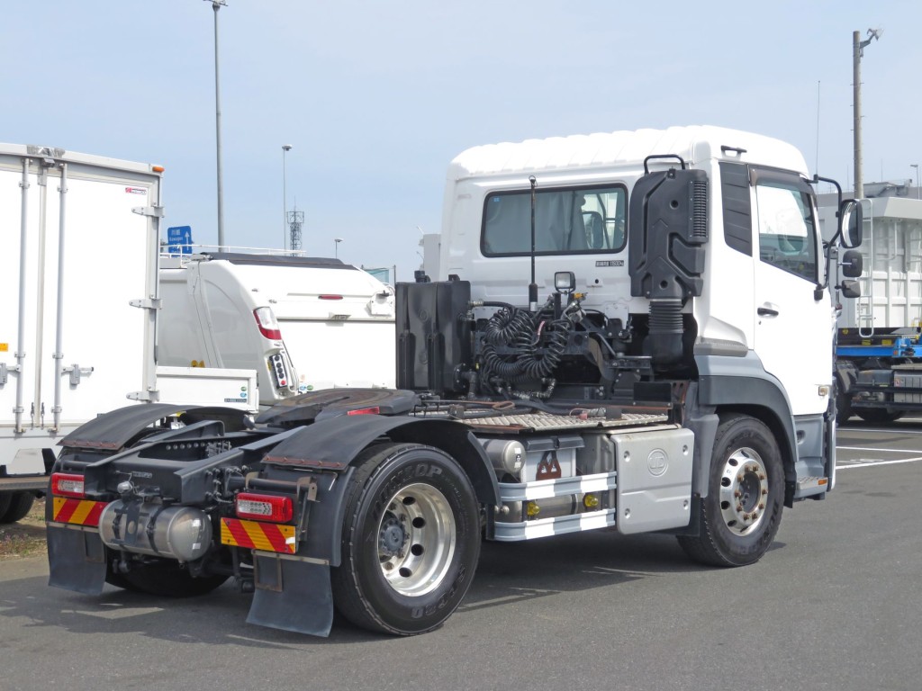 UDトラックス クオン 2PG-GK5AABの写真4