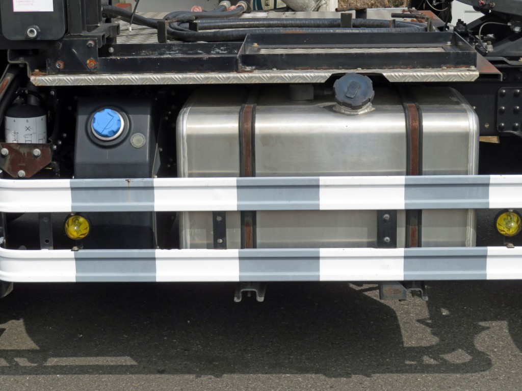 UDトラックス クオン 2PG-GK5AABの写真19