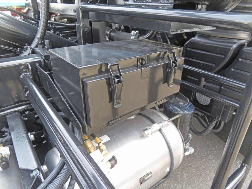 三菱 ファイター 2KG-FK62F(2WD)の写真10