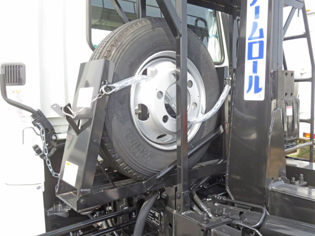 三菱 ファイター 2KG-FK62F(2WD)の写真11