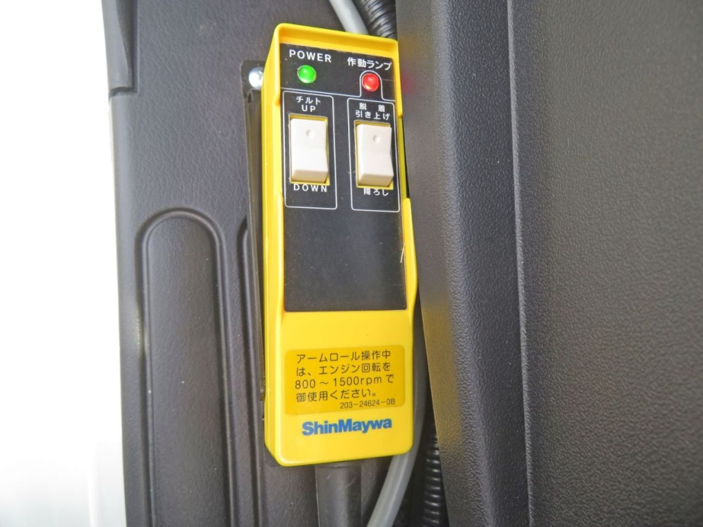 三菱 ファイター 2KG-FK62F(2WD)の写真15