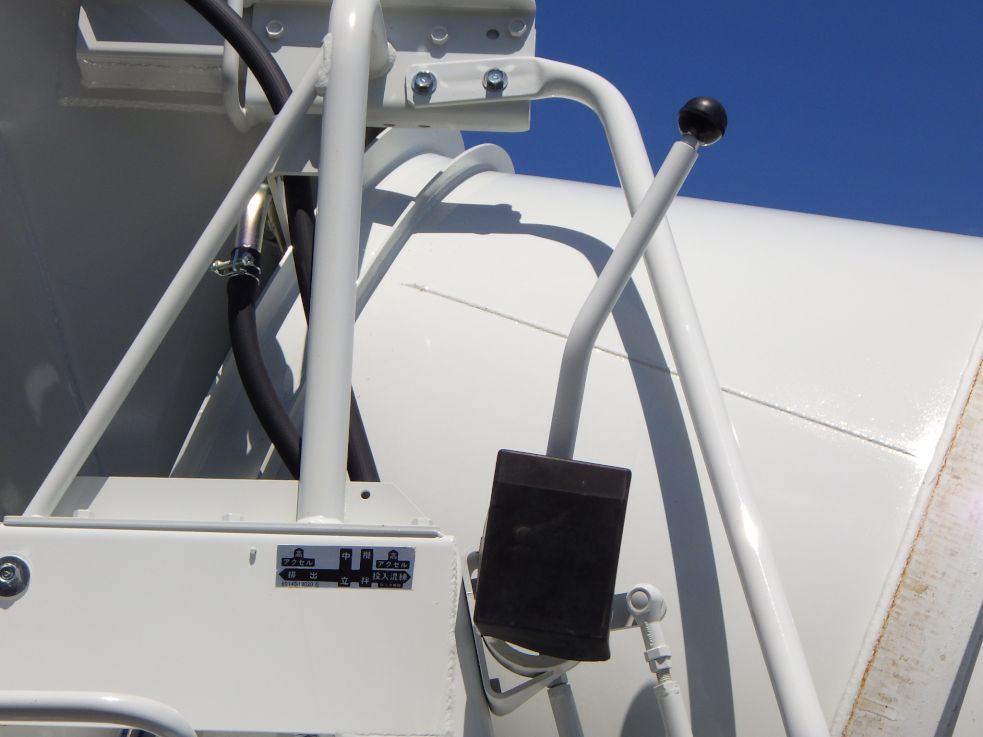 三菱 ファイター 2KG-FK72F(2WD)の写真11