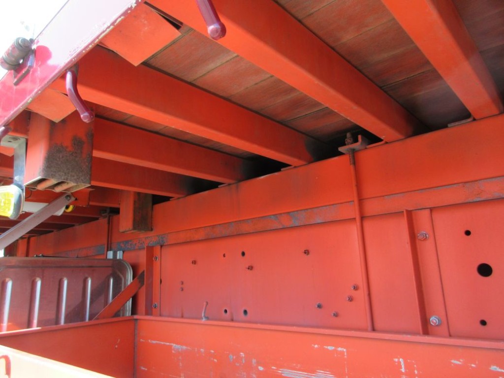 シャーシとネタの状態です。（ネタは鉄製です）|いすゞ ギガ 2PG-CYZ77Cの写真7