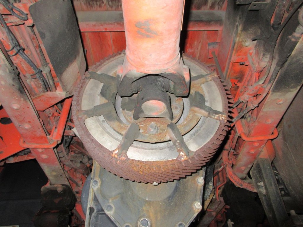 リターダ付です。|いすゞ ギガ 2PG-CYZ77Cの写真11