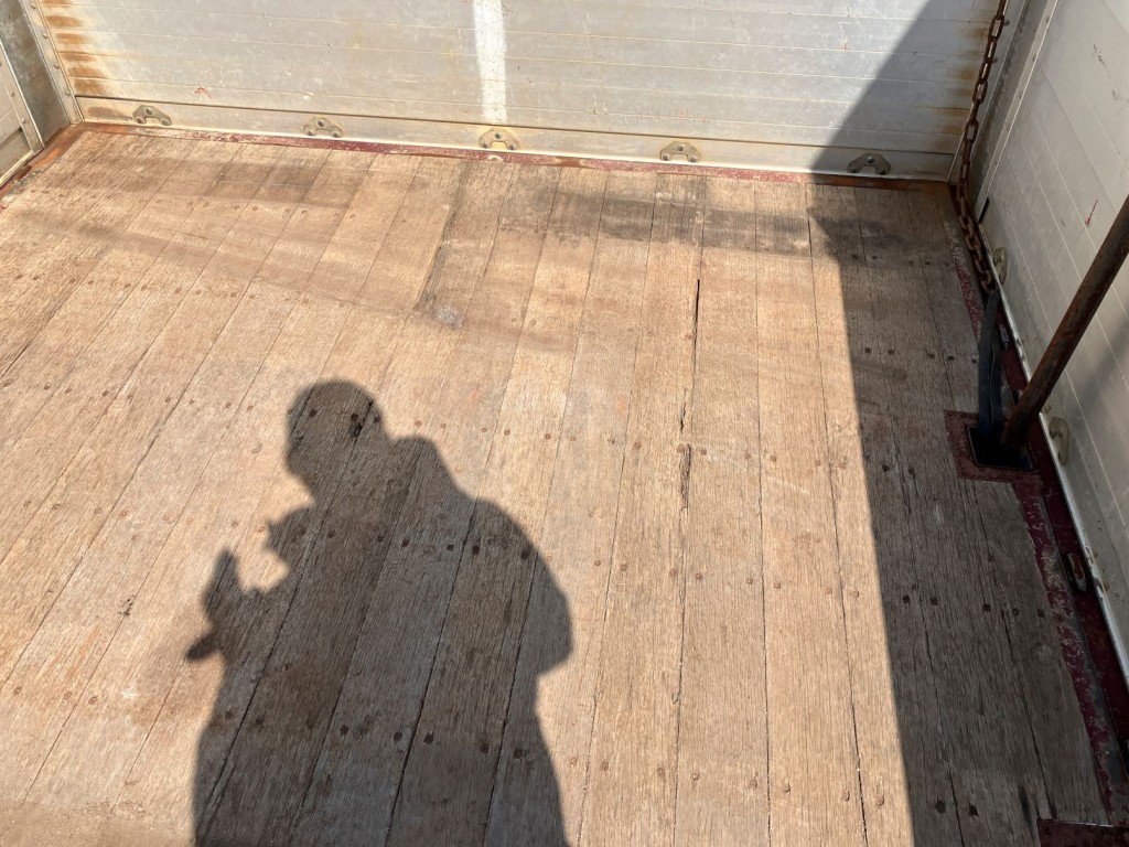 いすゞ ギガ 2PG-CYZ77Cの写真13