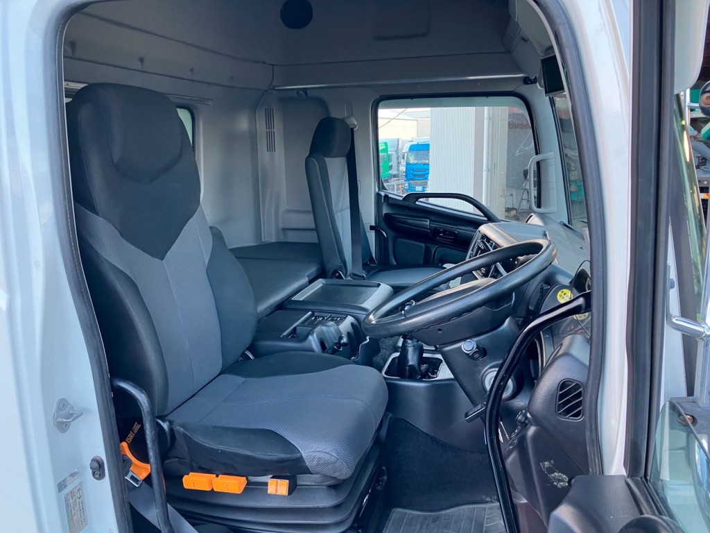 日野 プロフィア QPG-SH1EDDGの写真5