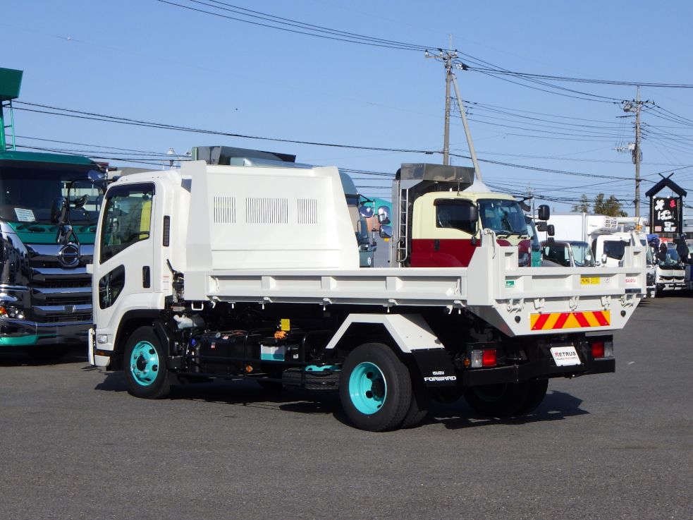 いすゞ フォワード 2PG-FRR90S3(2WD)の写真3
