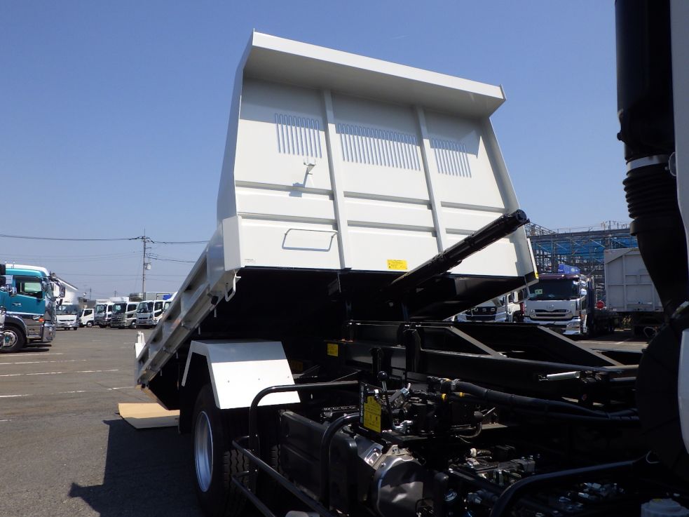 いすゞ フォワード 2PG-FRR90S3(2WD)の写真11