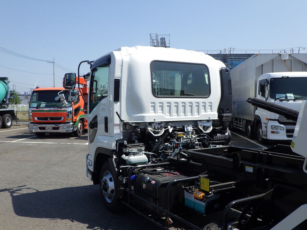 いすゞ フォワード 2PG-FRR90S3(2WD)の写真36