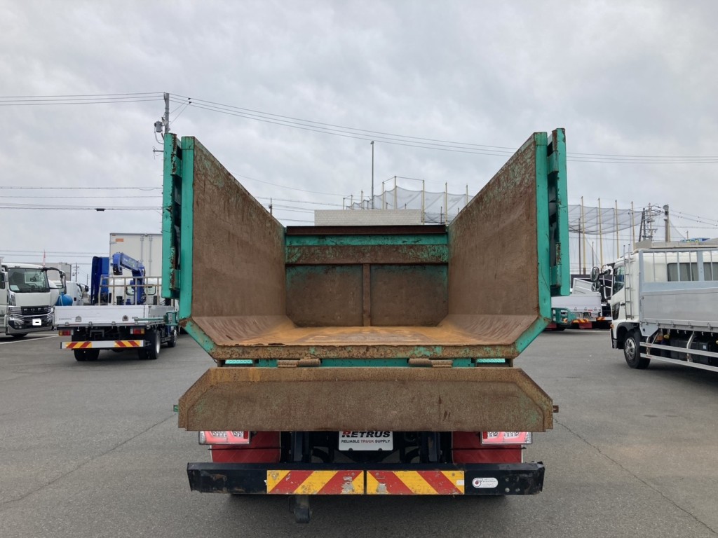 リアドアを開けた状態です。|日野 レンジャー 2KG-FD2ABA(2WD)の写真14