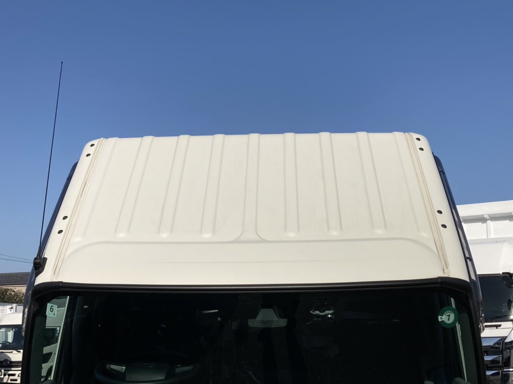 ルーフの状態です。|日野 デュトロ 2KG-XZC605M(2WD)の写真24