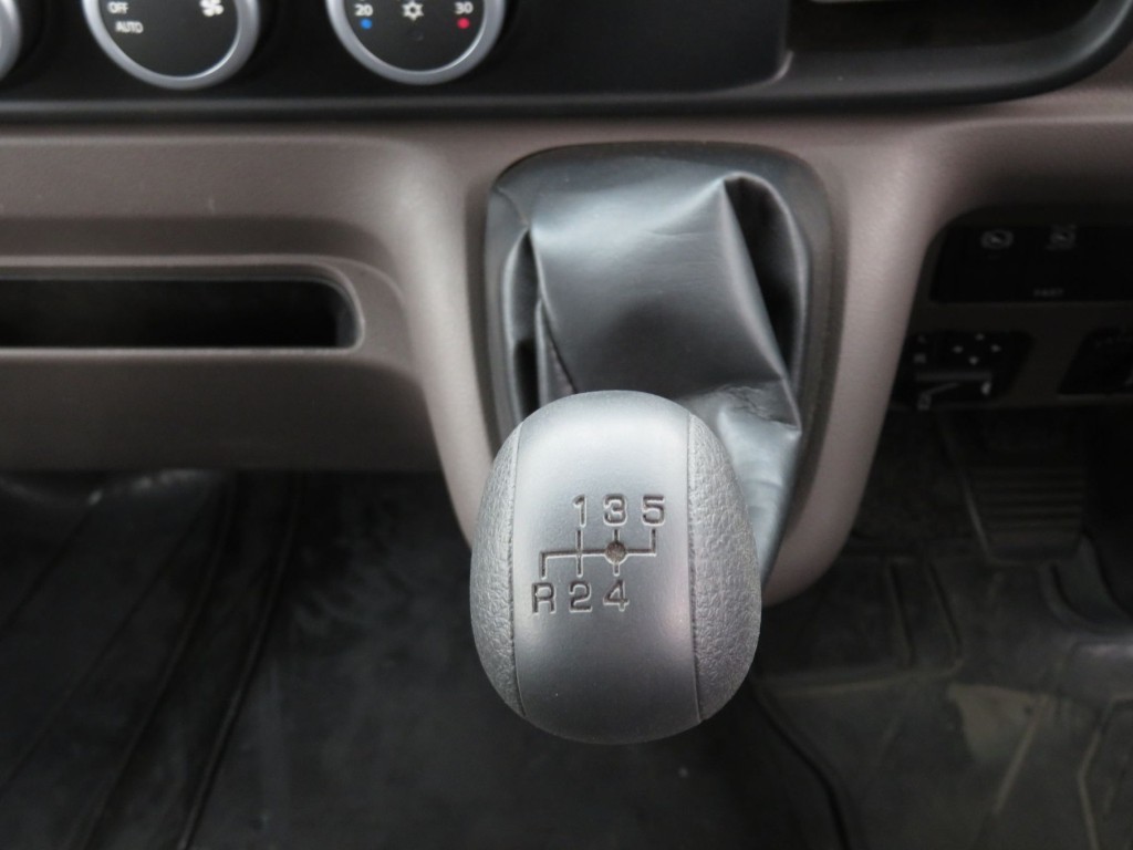 三菱 キャンター 2RG-FEAV0(2WD)の写真23