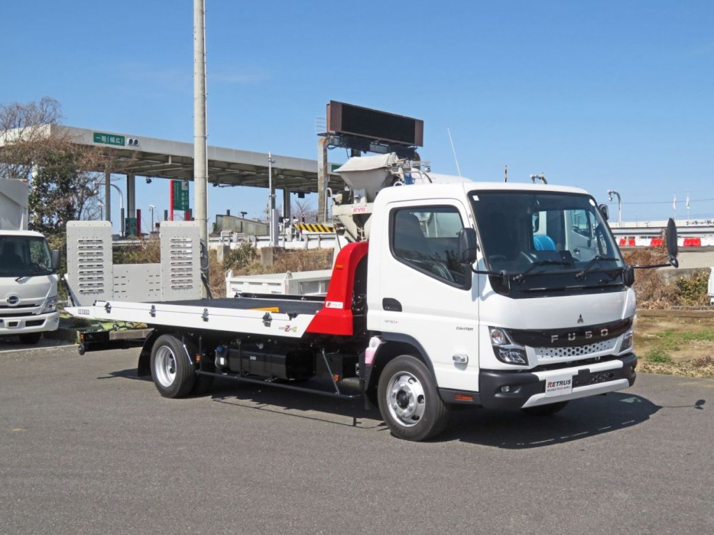 三菱 キャンター 2RG-FEB80(2WD)の写真2