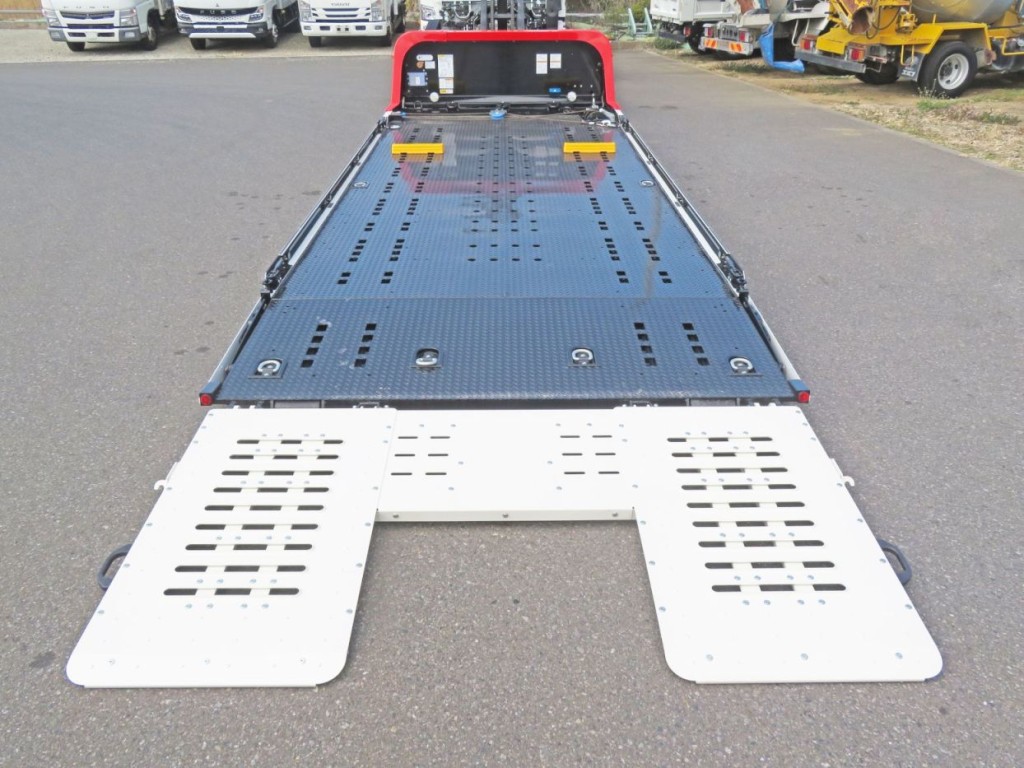 三菱 キャンター 2RG-FEB80(2WD)の写真7