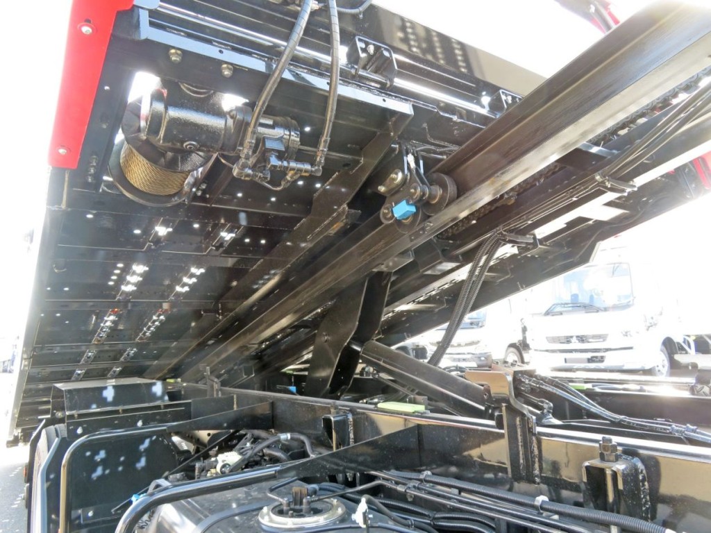 三菱 キャンター 2RG-FEB80(2WD)の写真11