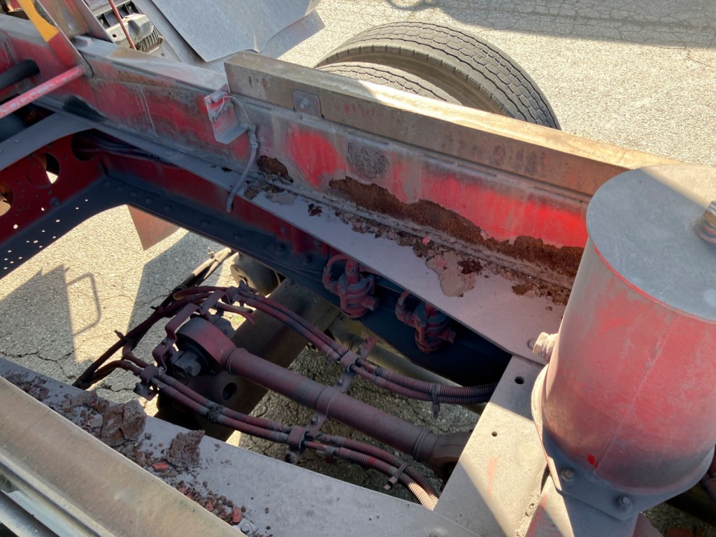 いすゞ ギガ QKG-CYM77AMの写真14