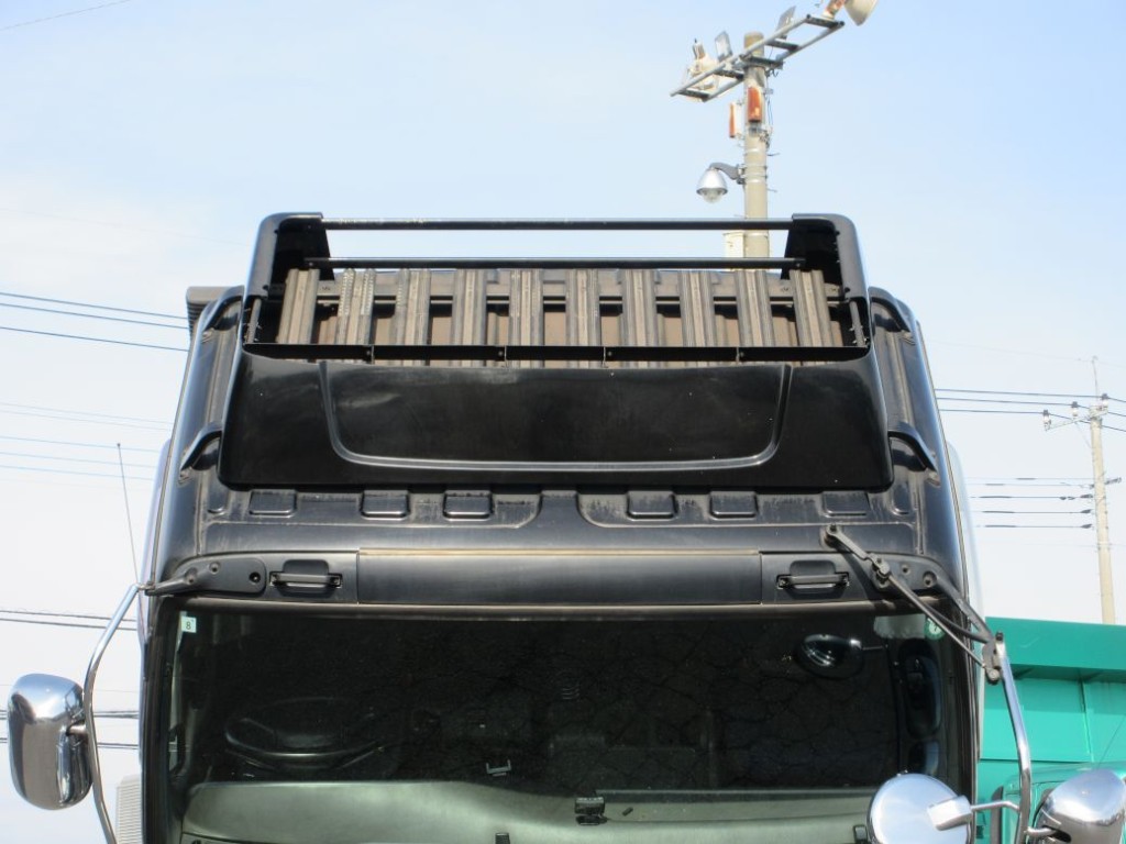 いすゞ ギガ QKG-CYM77AMの写真20