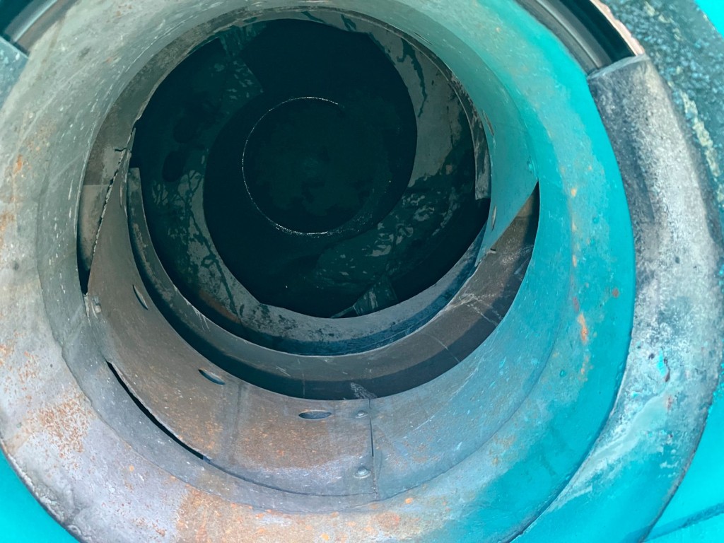 いすゞ ギガ QKG-CXZ77ATの写真8