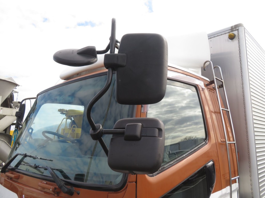 三菱 ファイター KK-FK64FK(2WD)の写真24