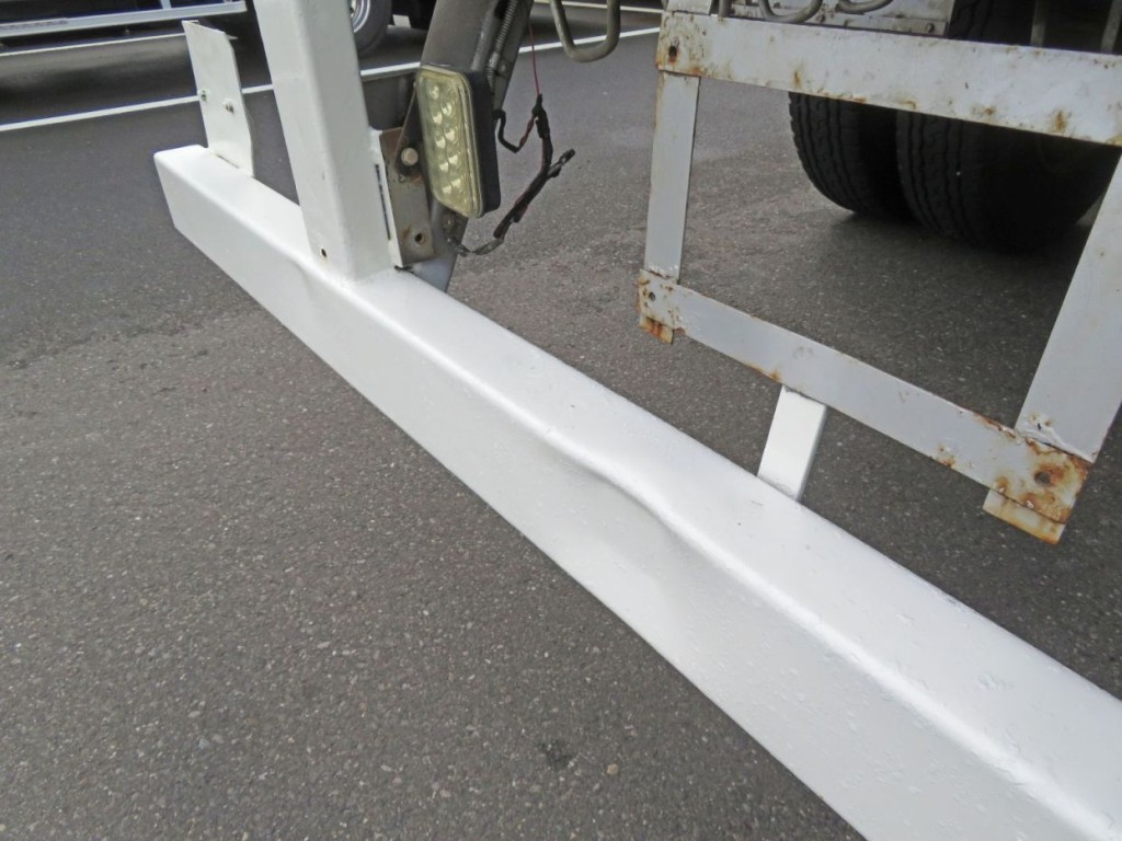 リアバンパーにヘコミがあります。|東急 TF36H2C3の写真39