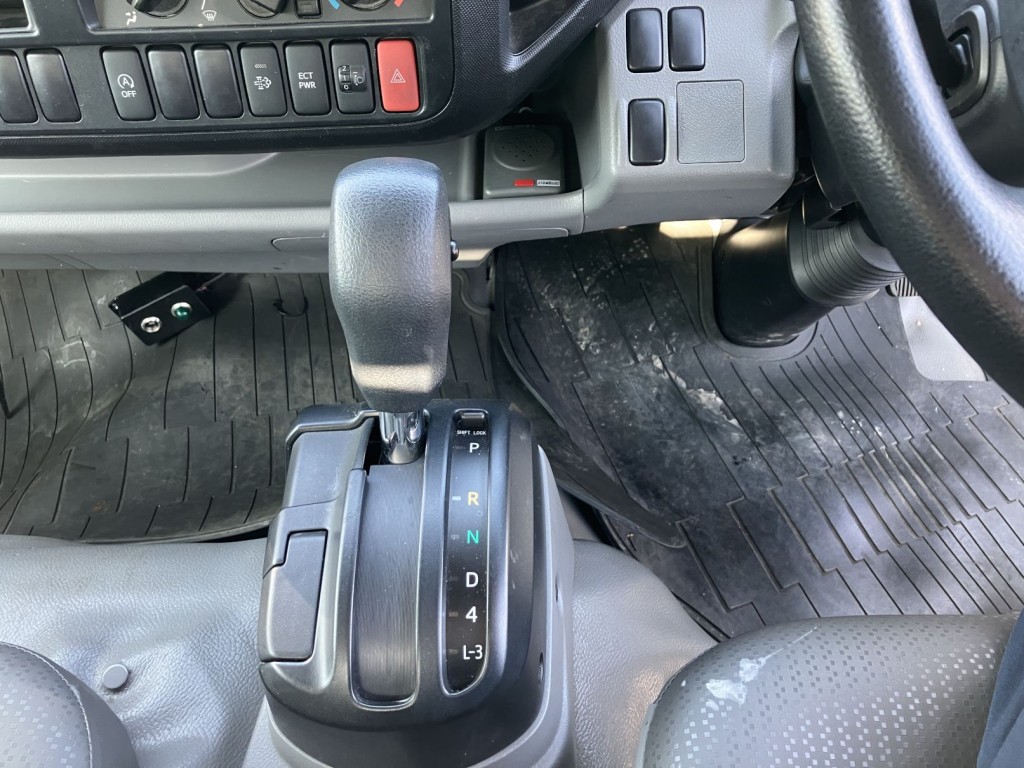 日野 デュトロ TKG-XZU710M(2WD)の写真9