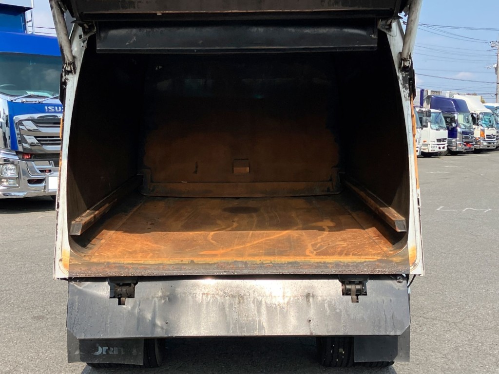 荷台全体の状態です。|日野 デュトロ TKG-XZU710M(2WD)の写真11