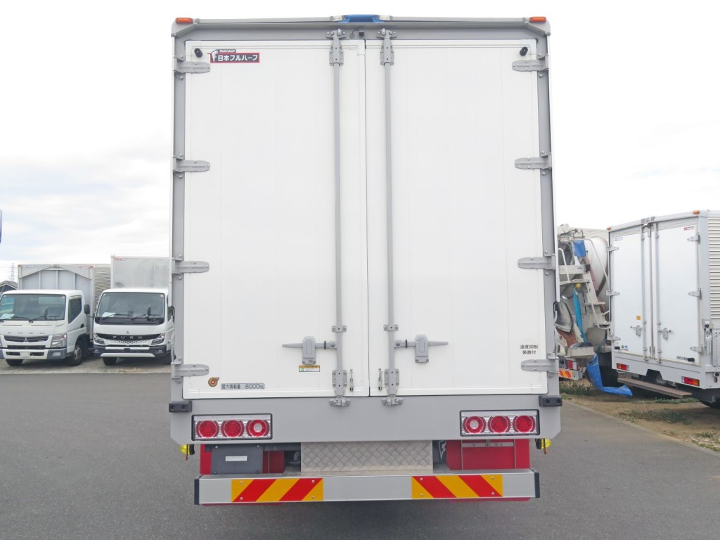 後方の状態です。|いすゞ フォワード 2RG-FTR90V4の写真29