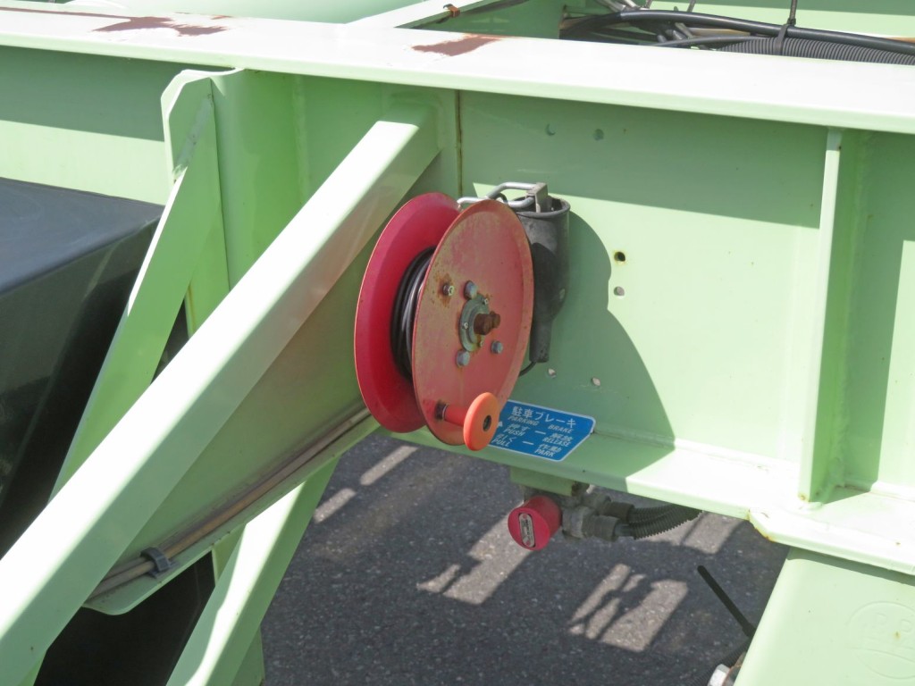 アース付きです。|トレクス CTB320WHの写真18