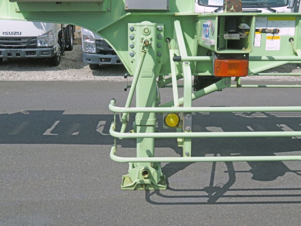 脚は手動式です。|トレクス CTB320WHの写真42