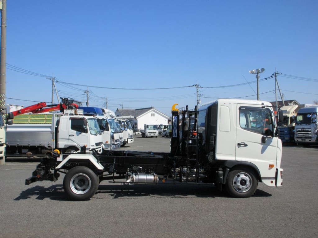 日野 レンジャー 2PG-FD2ABA(2WD)の写真28