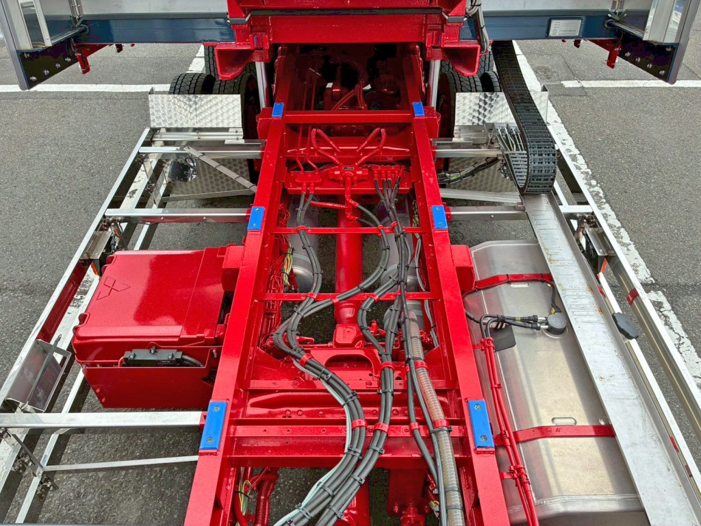 三菱  2PG-FY80VYの写真14