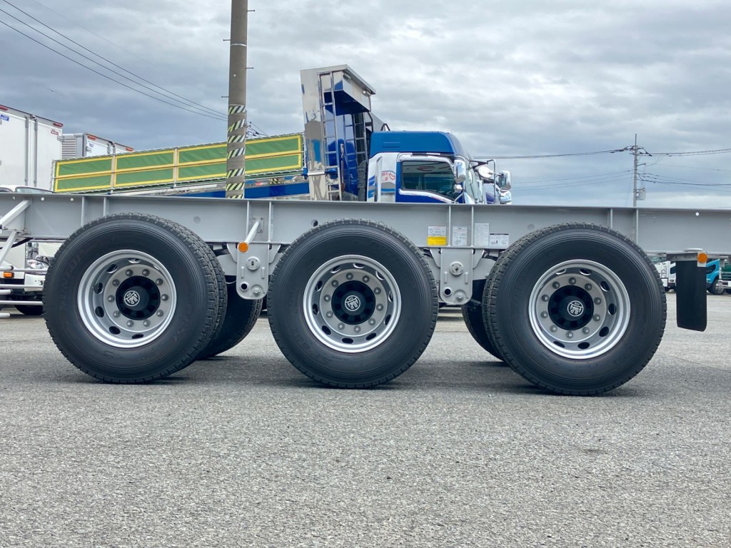 3軸リーフサスです。|トレクス  NCCTB34081の写真5