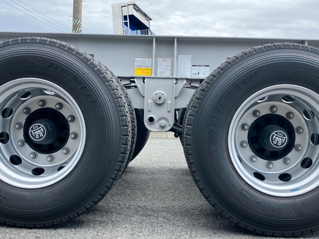 タイヤ間の状態です。|トレクス  NCCTB34081の写真6