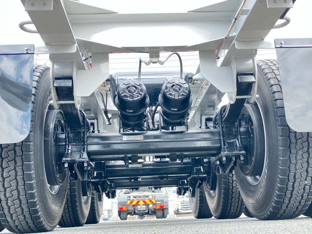 下回りの状態です。|トレクス  NCCTB34081の写真12