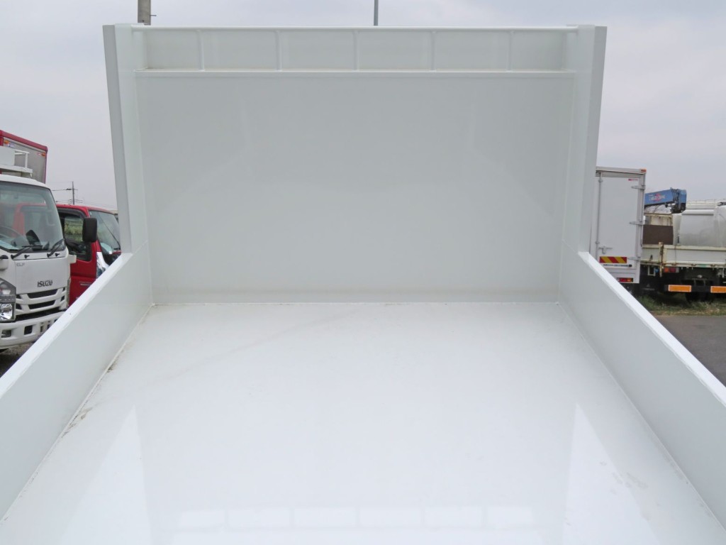 三菱 キャンター 2PG-FEBM0(2WD)の写真15