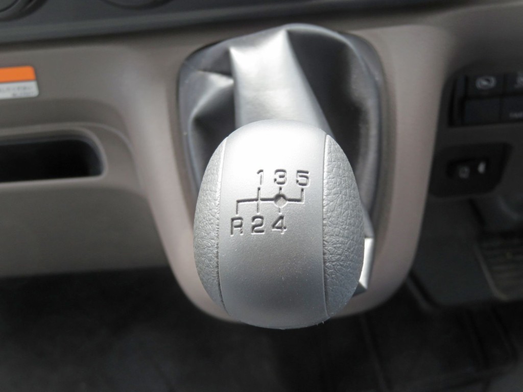 三菱 キャンター 2PG-FEBM0(2WD)の写真30