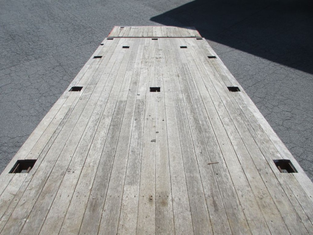 床板の状態です。|三菱 ファイター LDG-FQ62Fの写真9