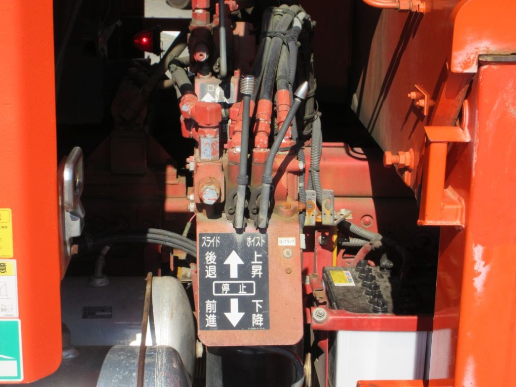 上物の操作レバーです。|三菱 ファイター LDG-FQ62Fの写真19