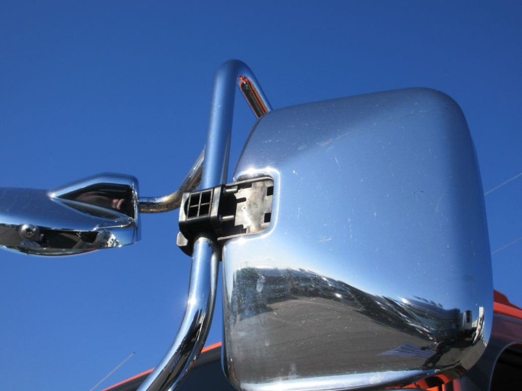 助手席側ミラーカバーが欠損しています。|三菱 ファイター LDG-FQ62Fの写真37