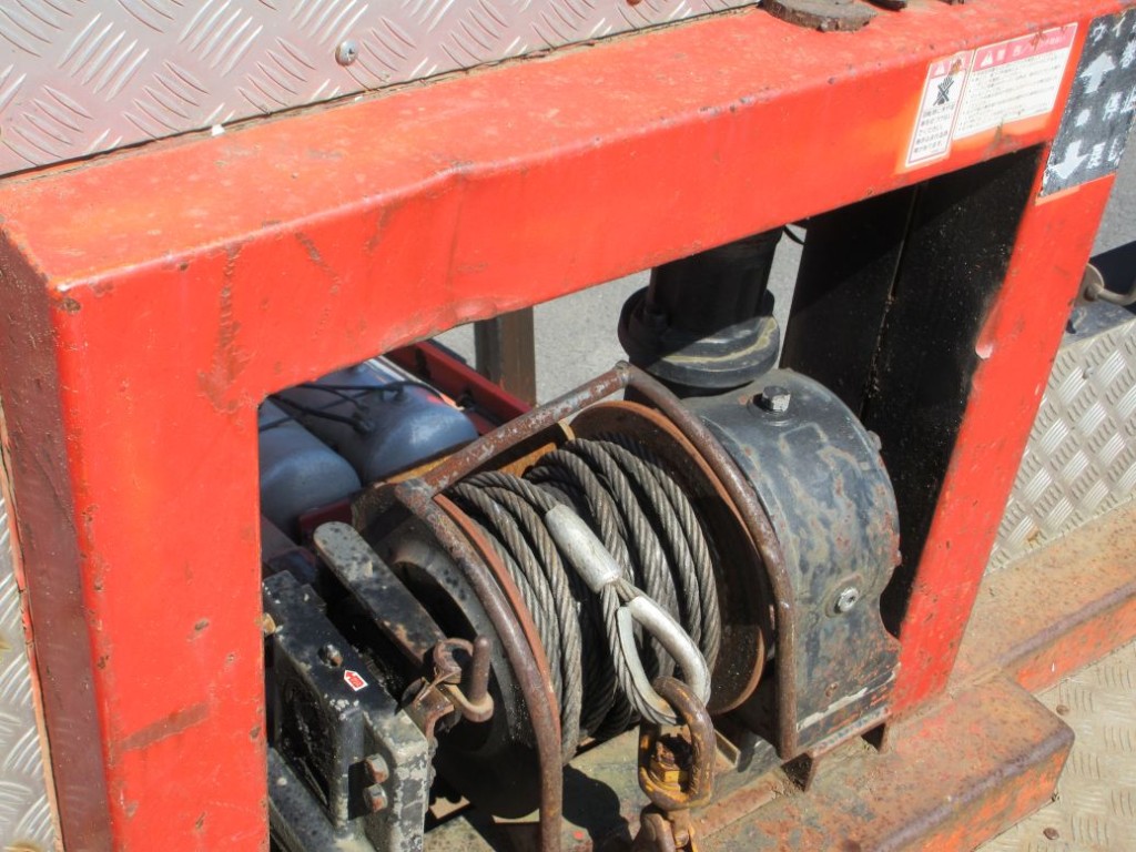 ウインチのガイド・ワクに曲がりがあります。|三菱 ファイター LDG-FQ62Fの写真44